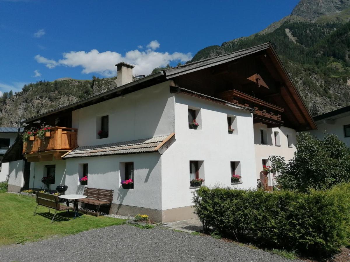 Ferienhaus Schoepf - Die Hoamat レンゲンフェルト エクステリア 写真